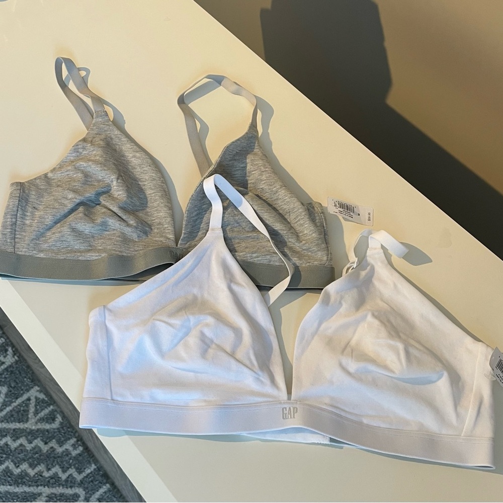 GAP Women's Soft Gray and White Bralette Duo